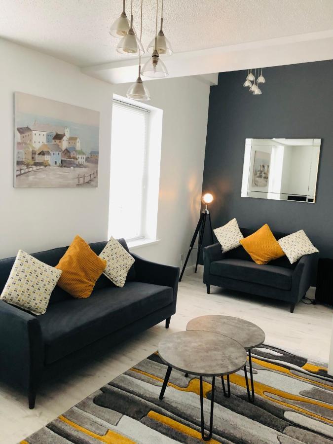 Spacious And Bright Town Centre Apartment Ballycastle Dış mekan fotoğraf